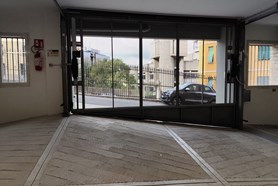 Posto Auto Coperto - Genova