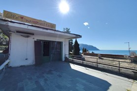 Locale Commerciale - Sori
