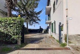 Villa Trifamiliare - Trisobbio
