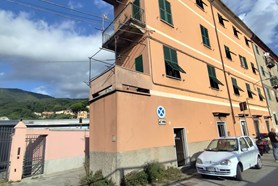 Locale Commerciale - Genova