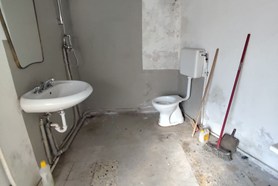 Locale Commerciale - Genova