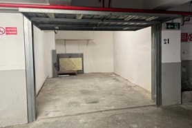 Box / Garage - Genova