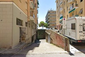 Box / Garage - Genova