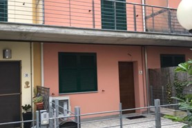 Villa a Schiera - Ovada